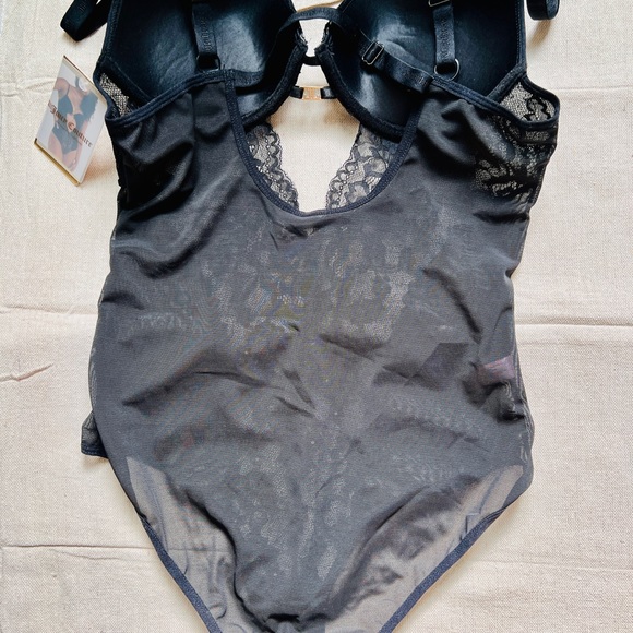 JUICY COUTURE Black Sexy Lace Cutout Bodysuit (XL) - Picture 5 of 8